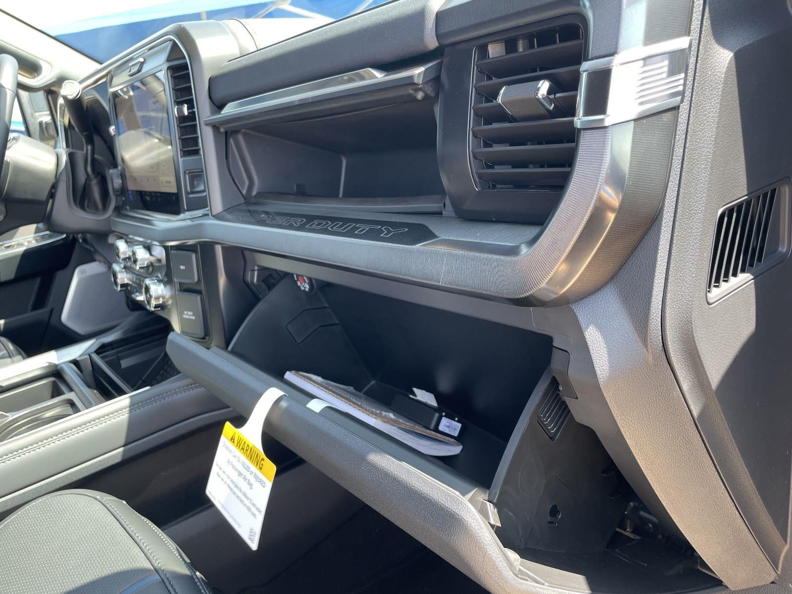 2026 Ford Super Duty F-350 SRW Platinum