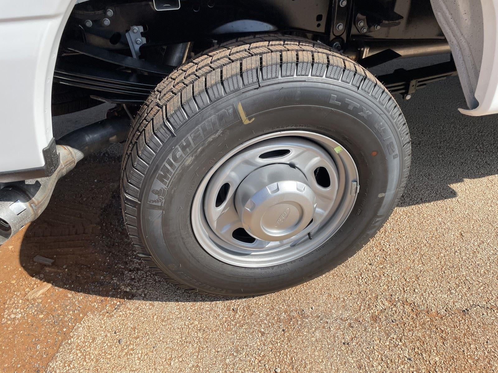 2026 Ford Super Duty F-350 SRW XL