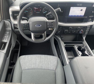 2026 Ford Super Duty F-350 SRW XLT