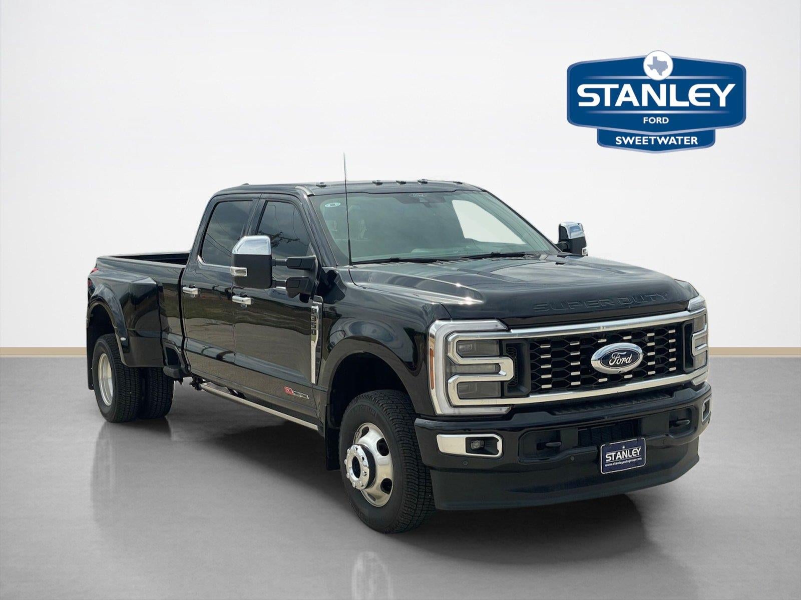 2026 Ford Super Duty F-350 DRW Platinum