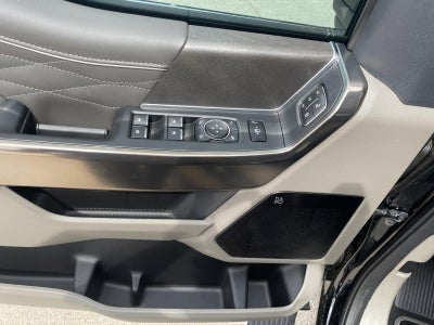 2026 Ford Super Duty F-350 DRW Platinum