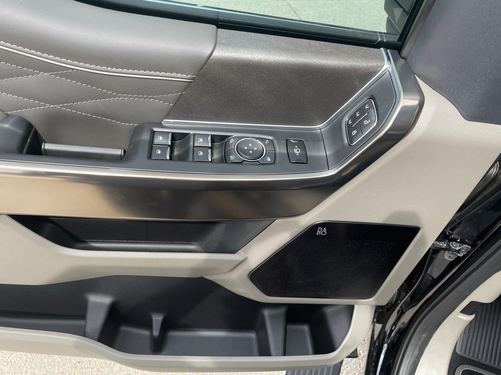 2026 Ford Super Duty F-350 DRW Platinum