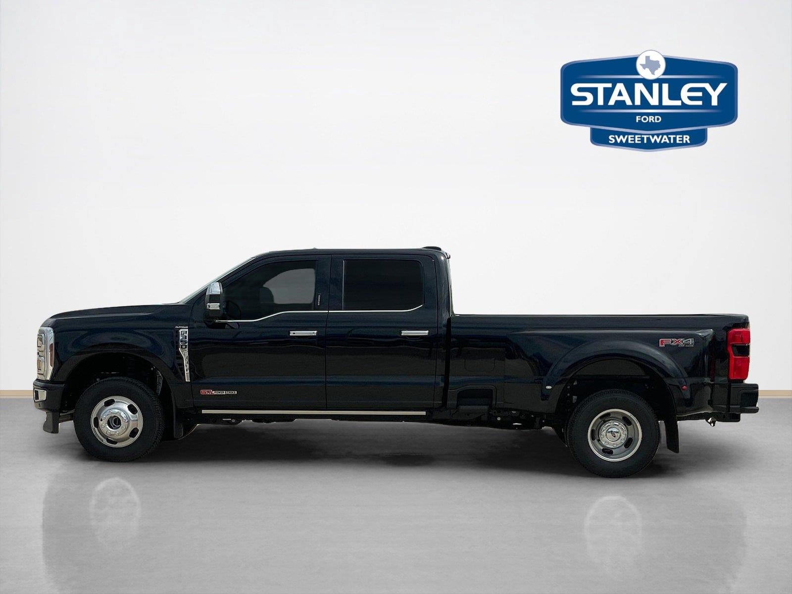 2026 Ford Super Duty F-350 DRW Platinum