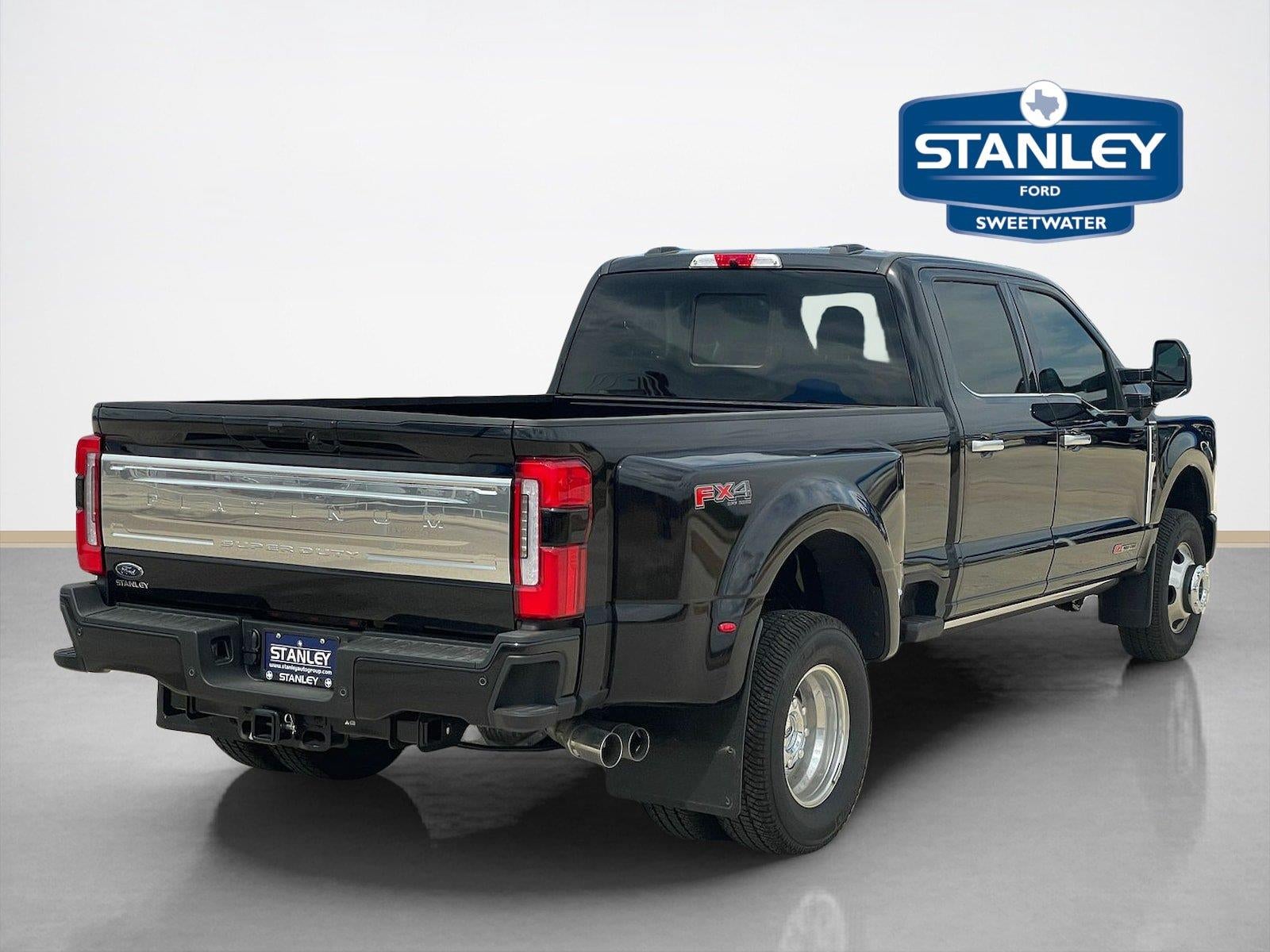 2026 Ford Super Duty F-350 DRW Platinum