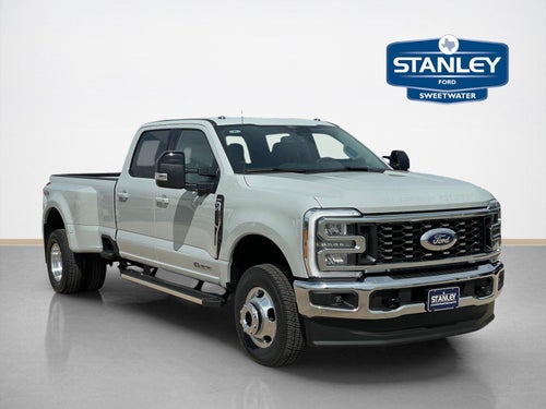 2026 Ford Super Duty F-350 DRW LARIAT