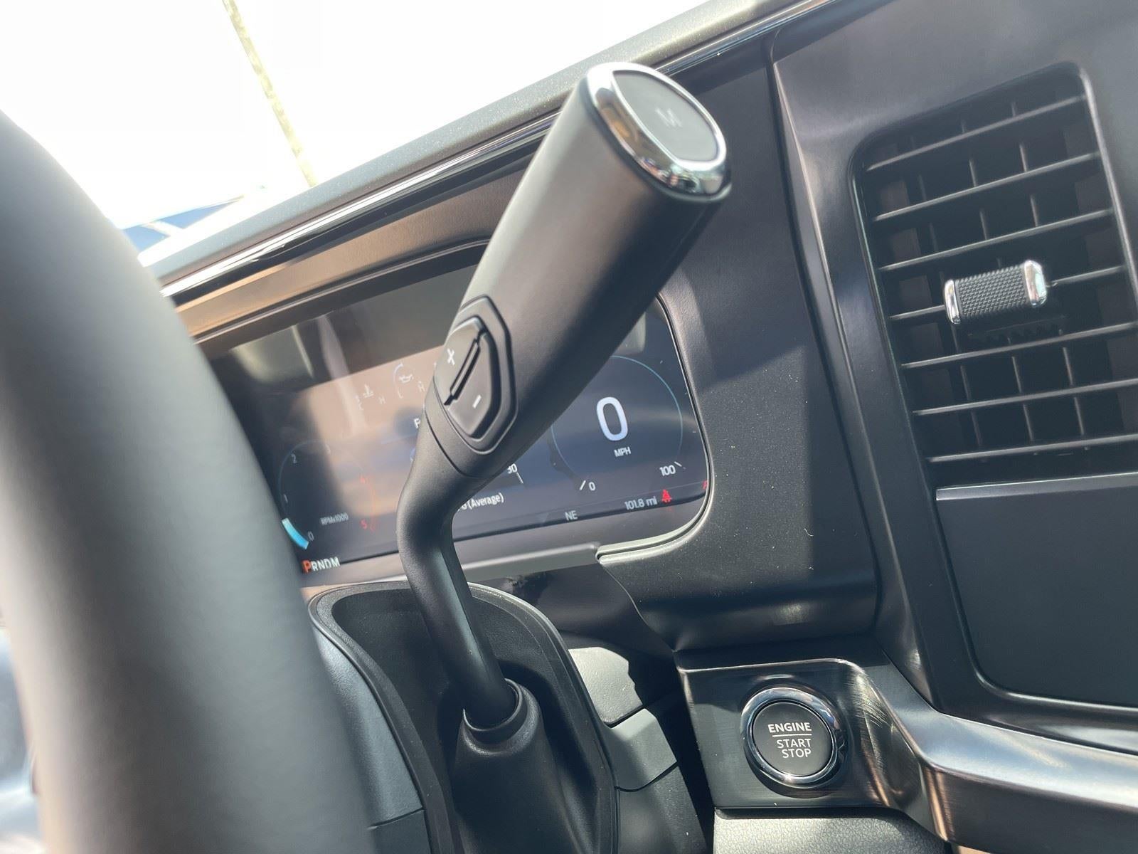 2026 Ford Super Duty F-350 DRW LARIAT