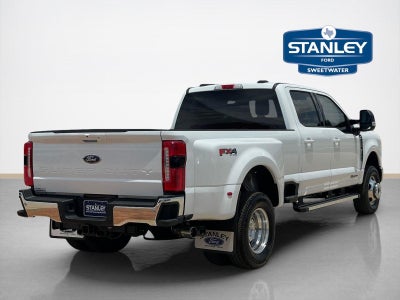 2026 Ford Super Duty F-350 DRW LARIAT