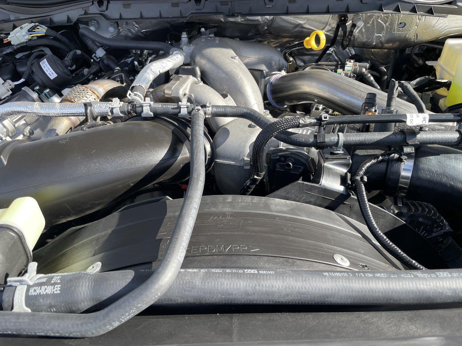 2026 Ford Super Duty F-350 Drw LARIAT