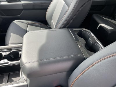 2026 Ford Super Duty F-350 DRW LARIAT