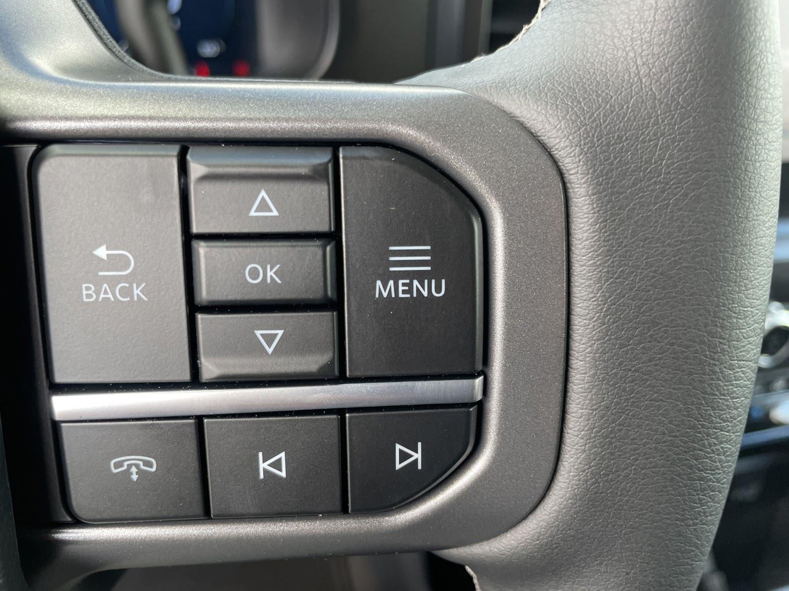 2026 Ford Super Duty F-350 DRW LARIAT