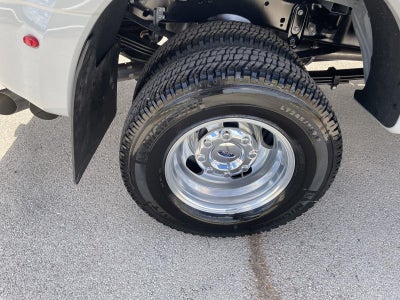 2026 Ford Super Duty F-350 DRW LARIAT