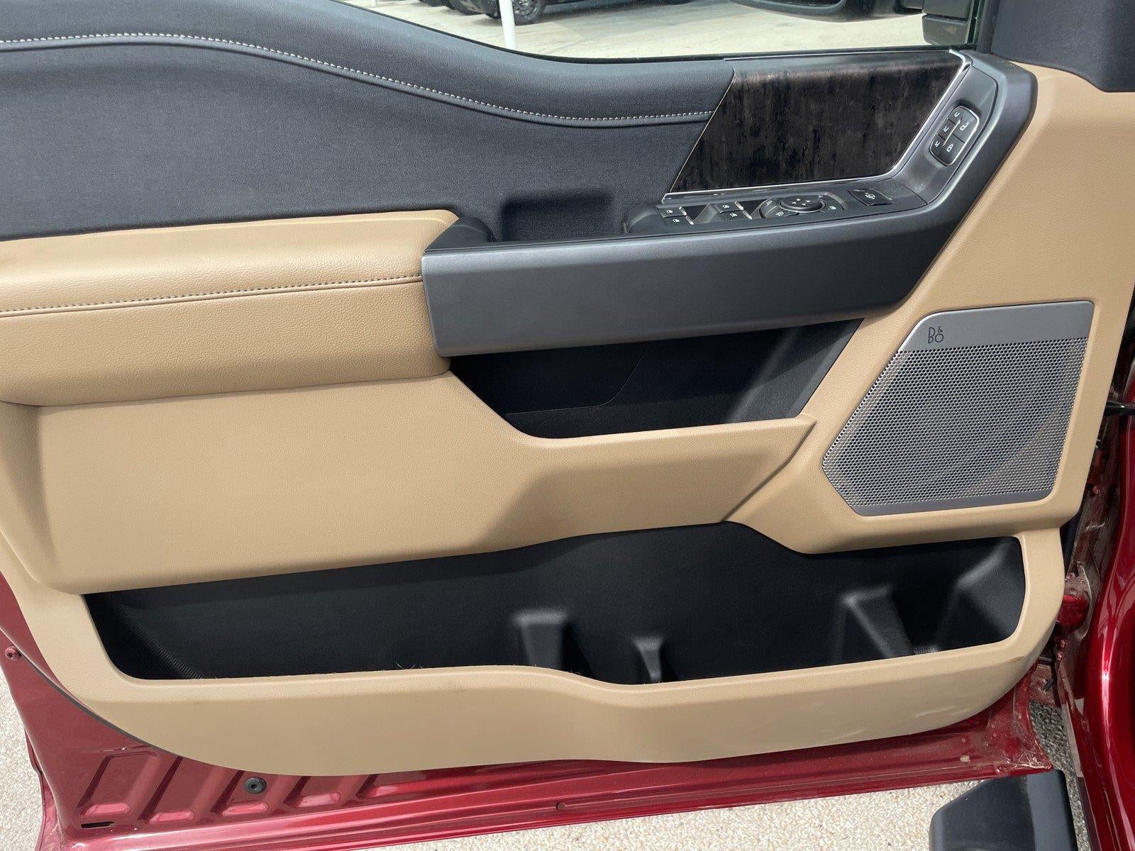 2026 Ford Super Duty F-350 Drw LARIAT