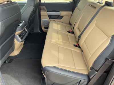 2026 Ford Super Duty F-350 Drw LARIAT