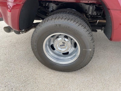 2026 Ford Super Duty F-350 DRW LARIAT