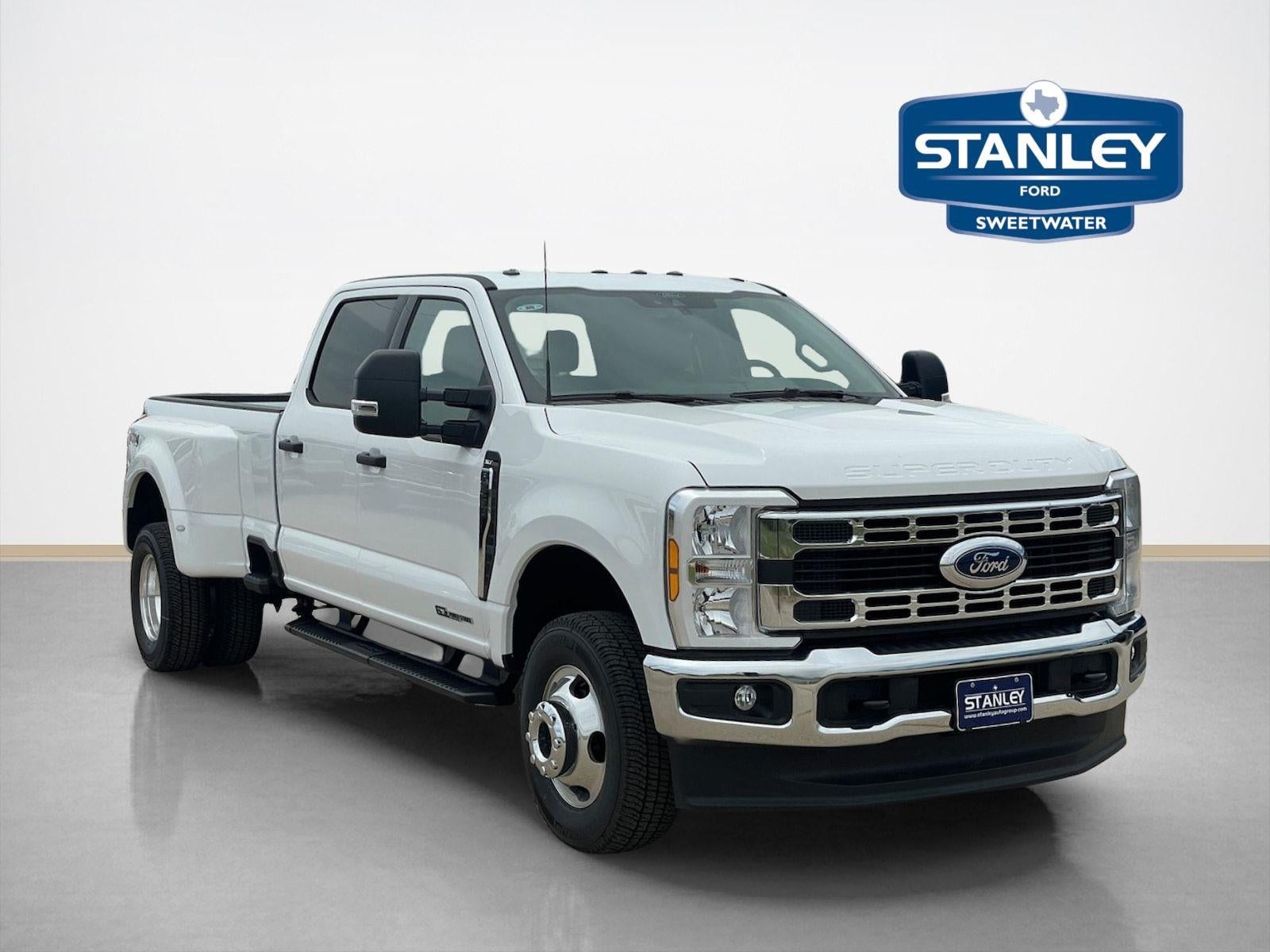 2026 Ford Super Duty F-350 DRW XLT
