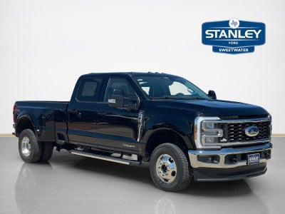 2026 Ford SUPER DUTY F-350 DRW LARIAT 4WD CREW CAB 8' BO