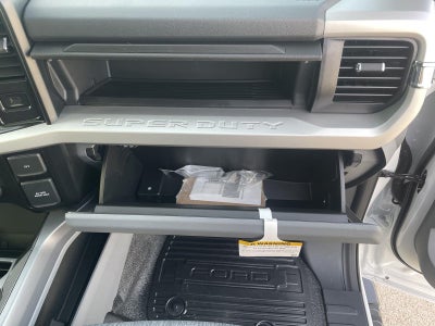 2026 Ford Super Duty F-450 DRW XLT