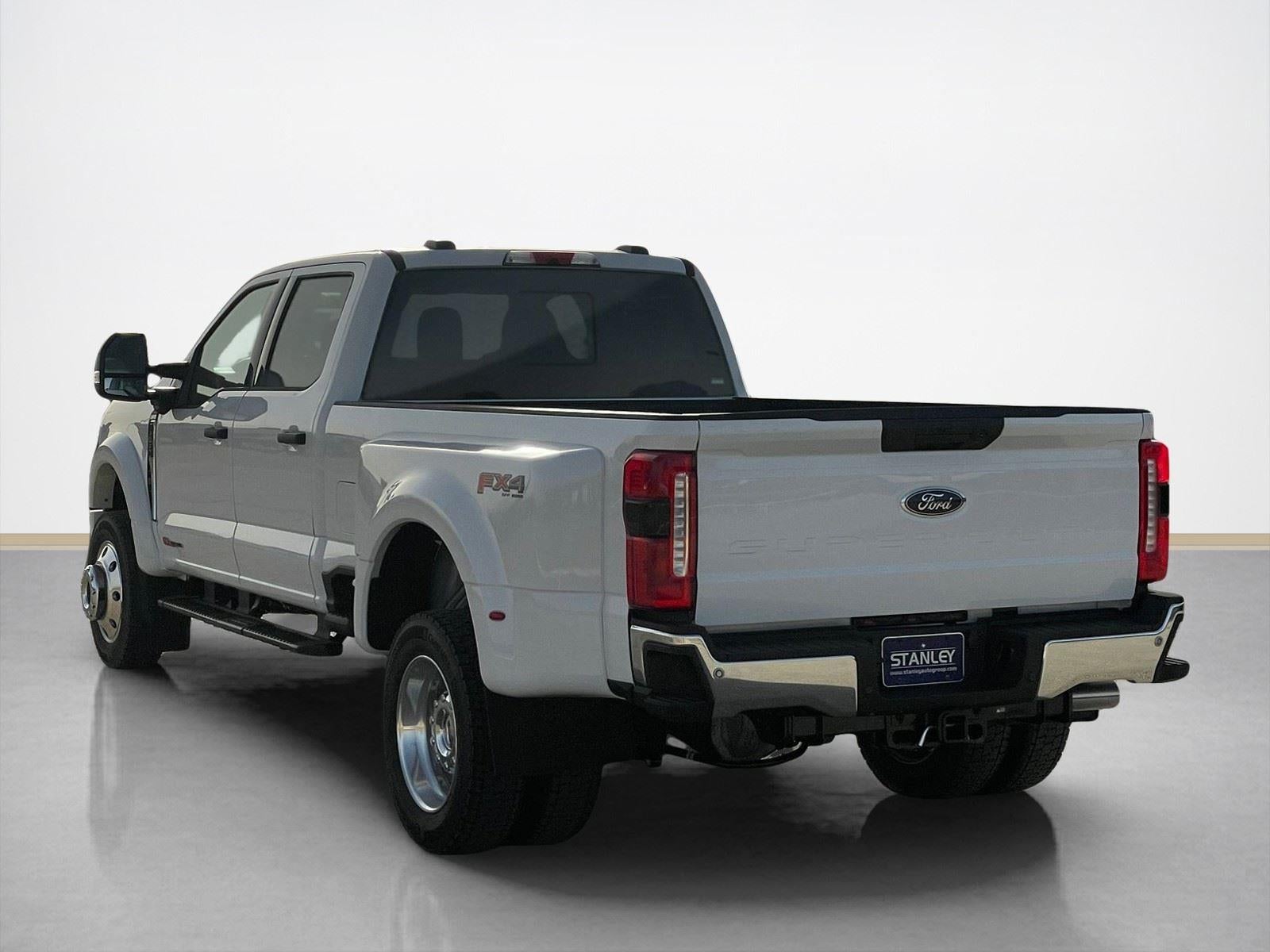 2026 Ford Super Duty F-450 DRW XLT