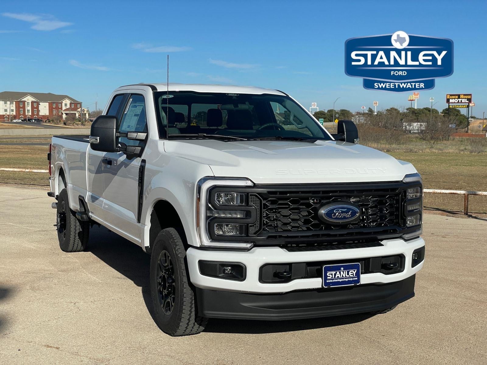 2026 Ford Super Duty F-350 SRW XL