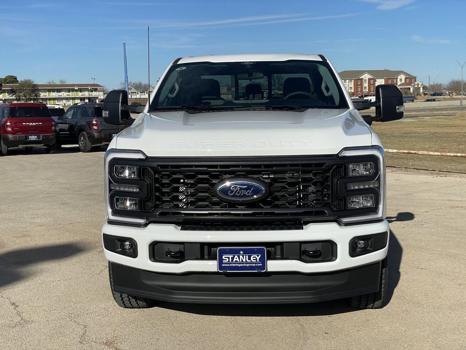 2026 Ford Super Duty F-350 SRW XL