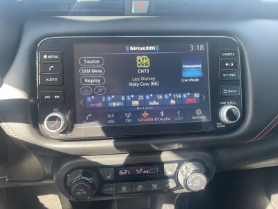 2022 Nissan Kicks SR