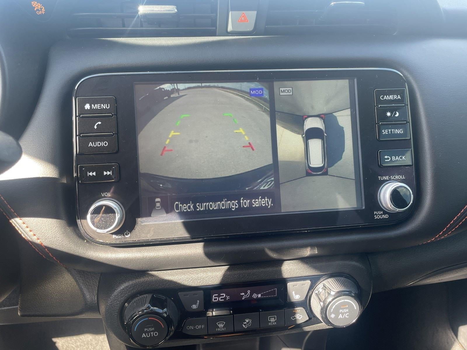 2022 Nissan Kicks SR