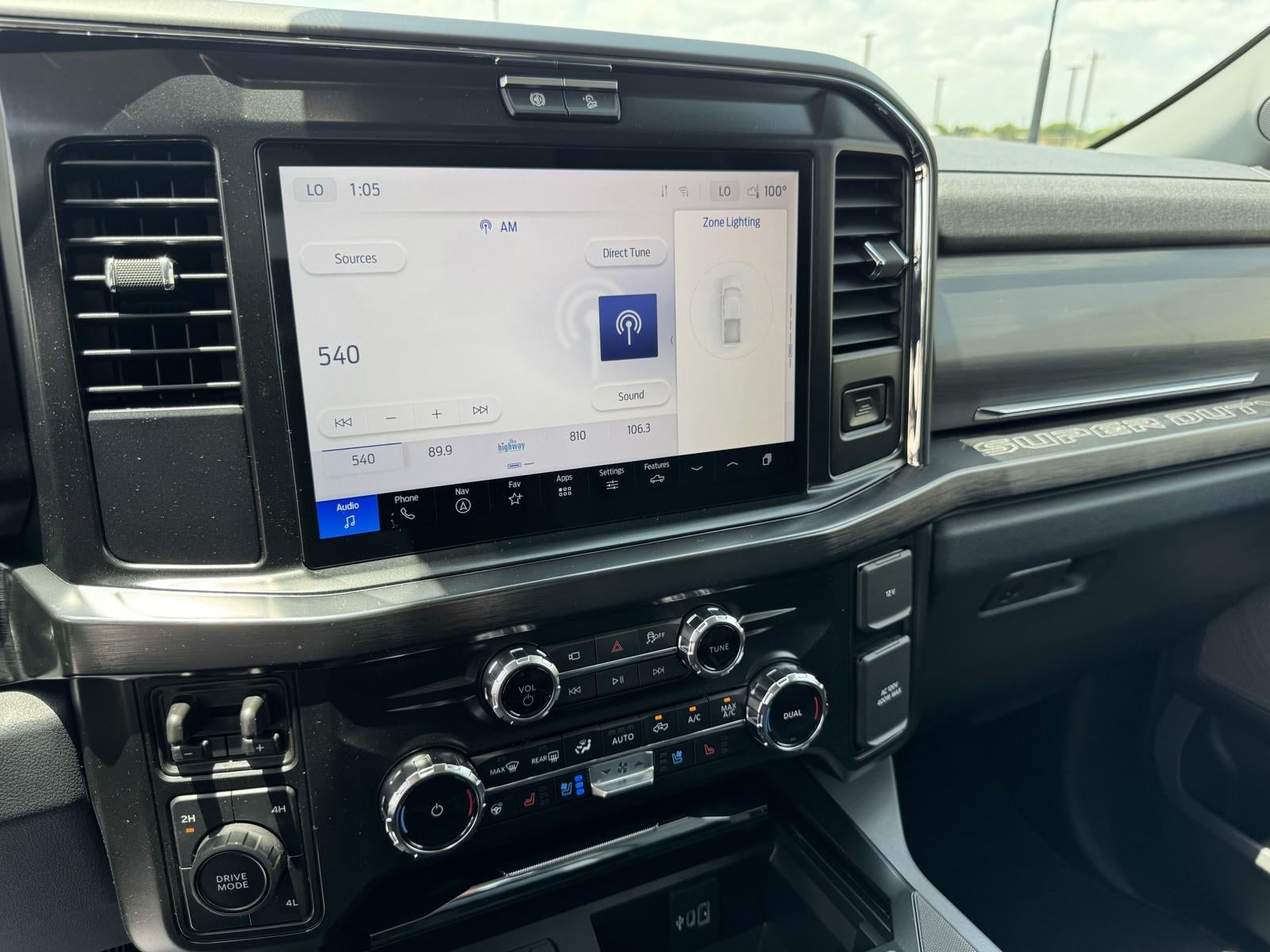2026 Ford Super Duty F-350® Lariat®