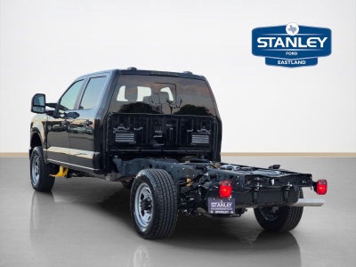 2027 Ford Super Duty F-350 Srw XLT