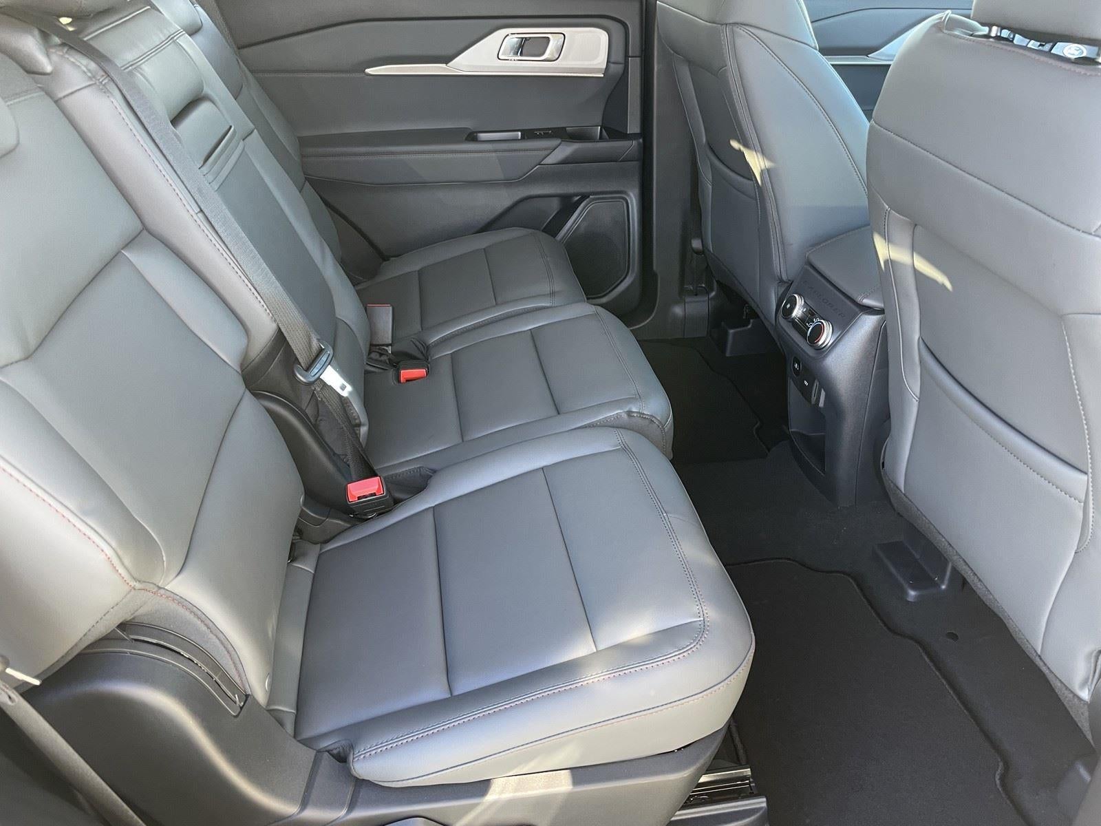 2026 Ford Explorer Active (100A)