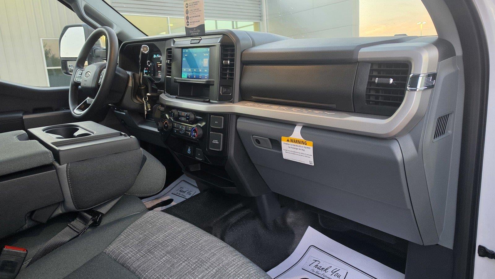 2027 Ford Super Duty F-250 SRW XLT