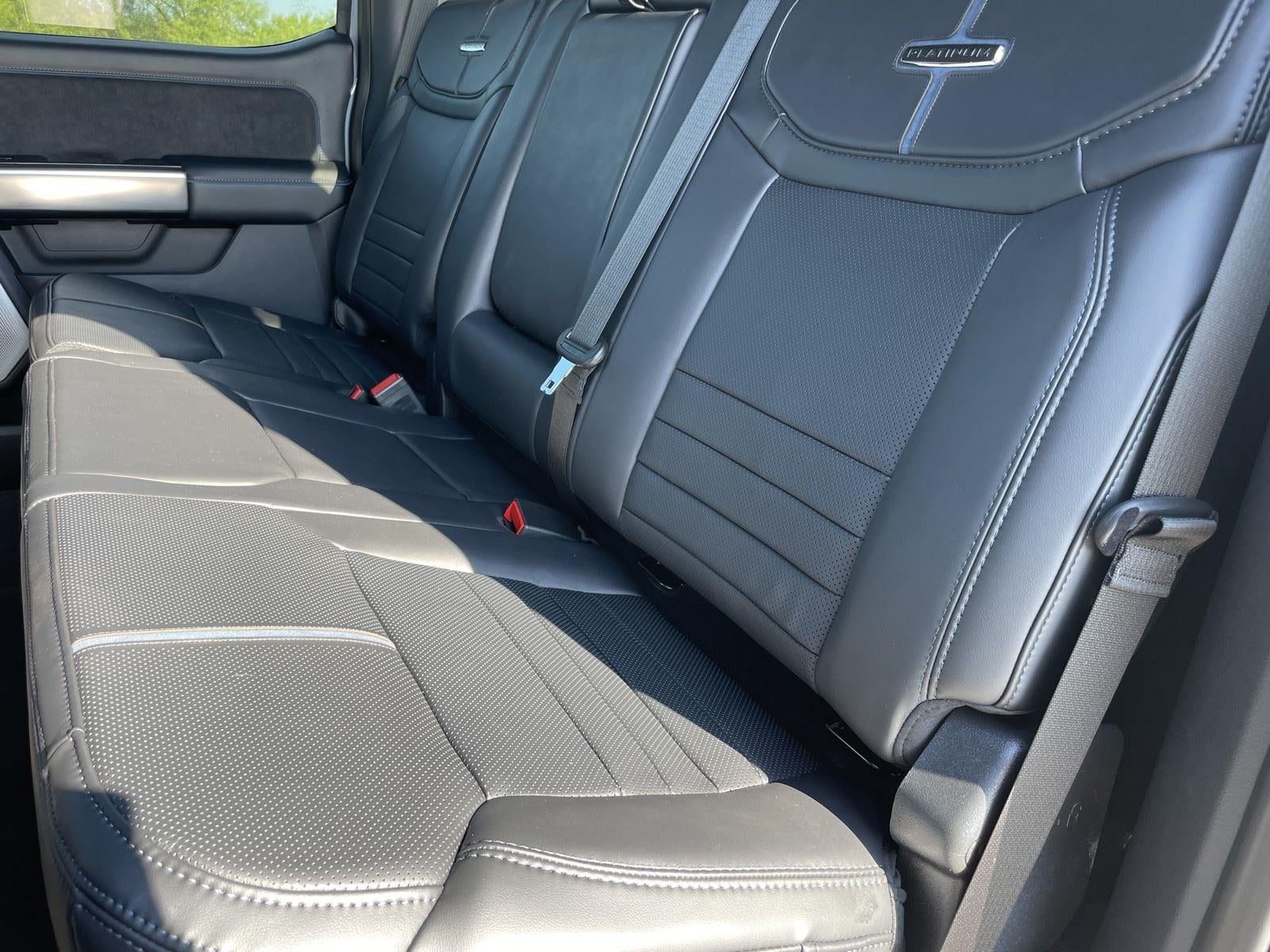 2025 Ford Super Duty F-250 SRW Platinum