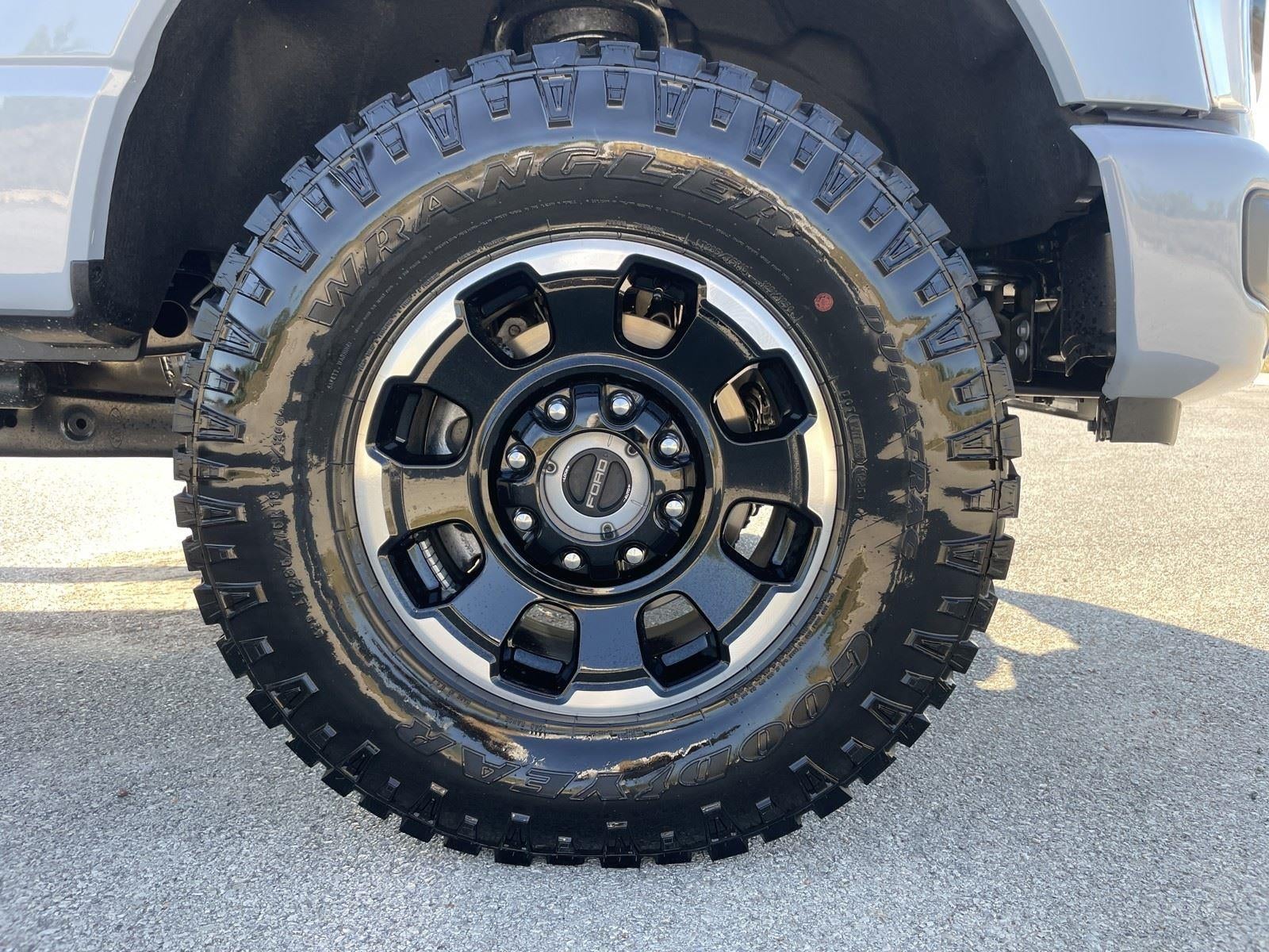 2025 Ford Super Duty F-250 SRW Platinum