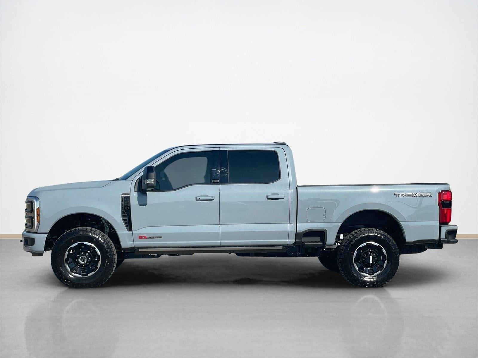 2025 Ford Super Duty F-250 SRW Platinum