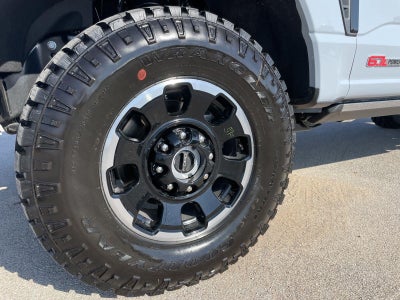 2025 Ford Super Duty F-250 SRW Platinum