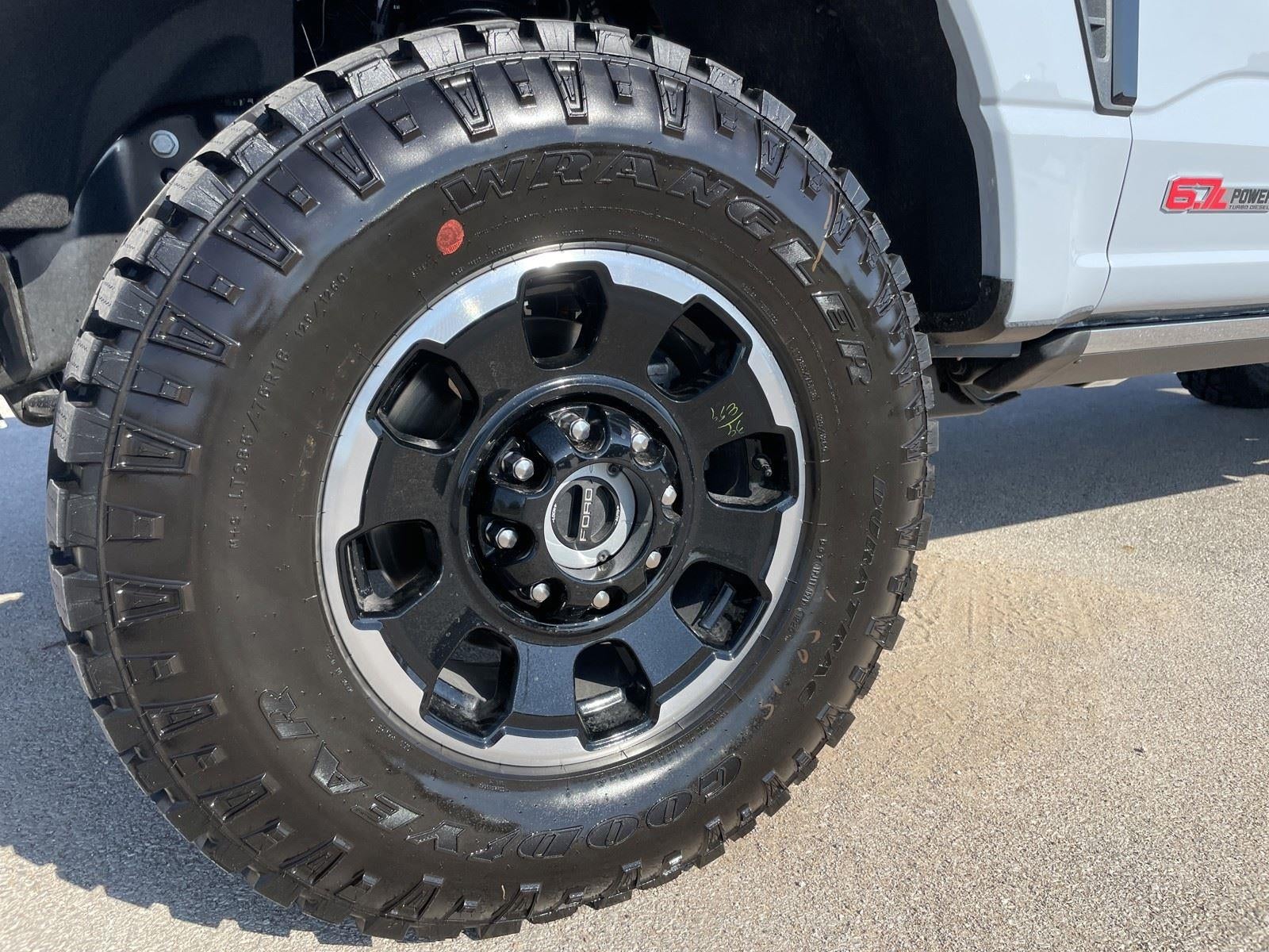 2025 Ford Super Duty F-250 SRW Platinum