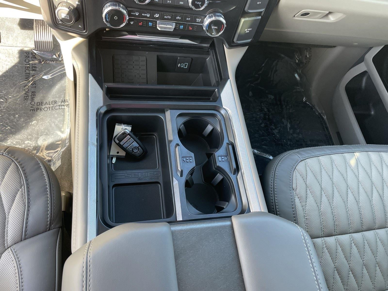 2026 Ford Super Duty F-250 SRW Platinum