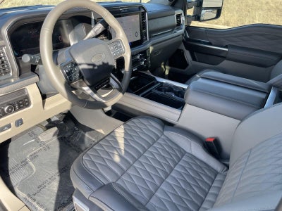 2026 Ford Super Duty F-250 SRW Platinum