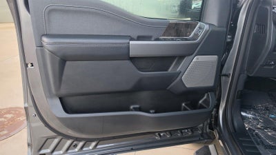 2027 Ford Super Duty F-250 SRW LARIAT