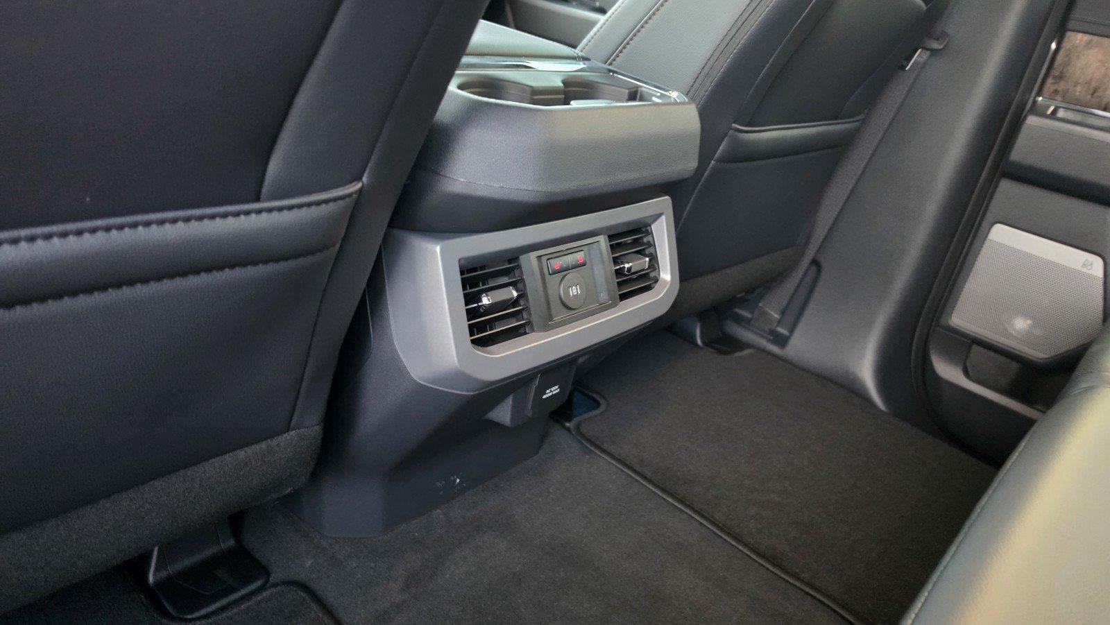 2027 Ford Super Duty F-250 SRW LARIAT