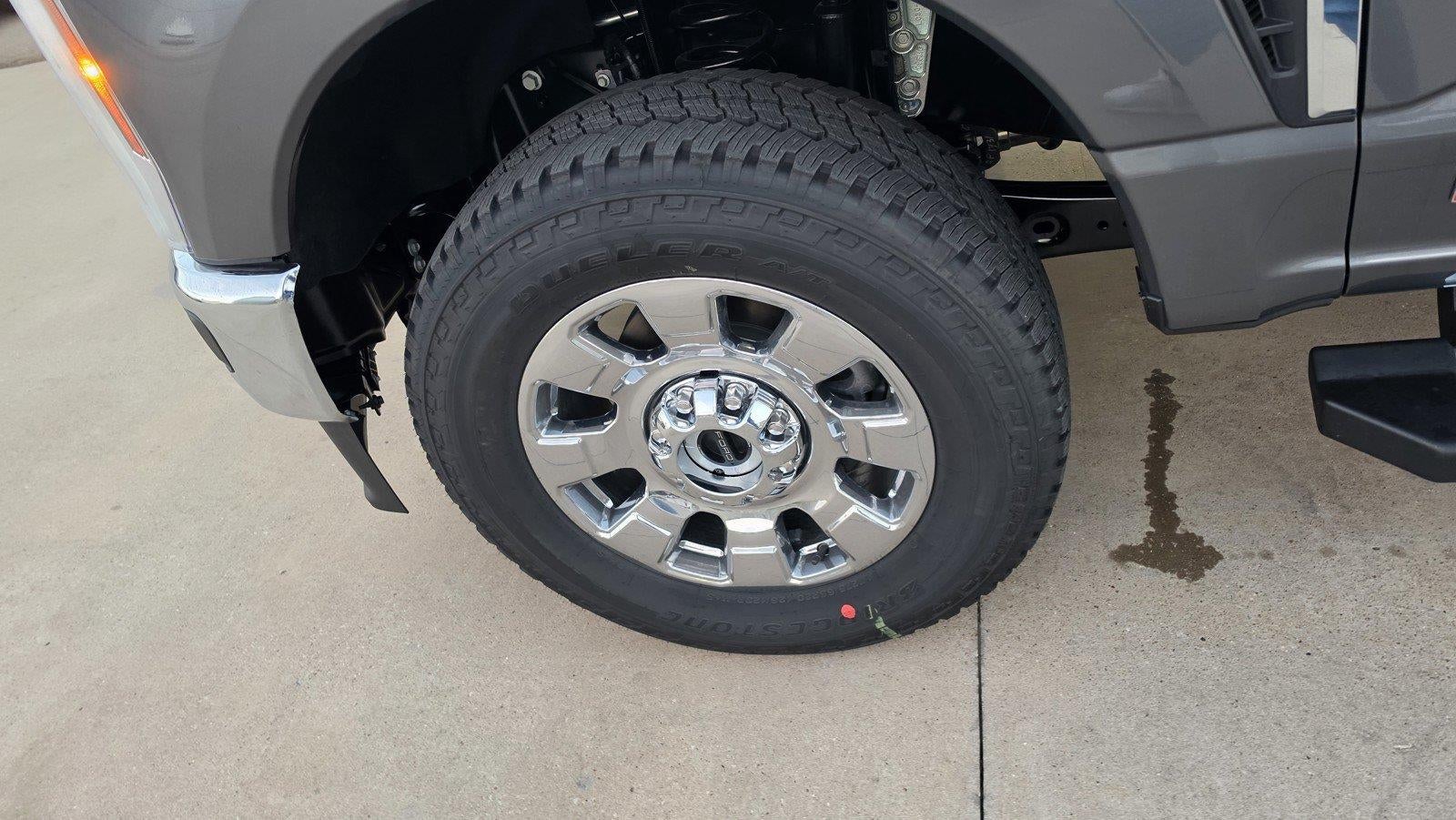2027 Ford Super Duty F-250 SRW LARIAT