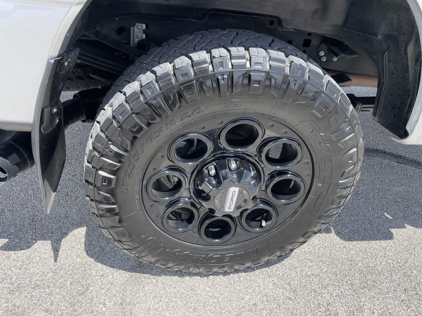 2023 Ford Super Duty F-250 SRW LARIAT