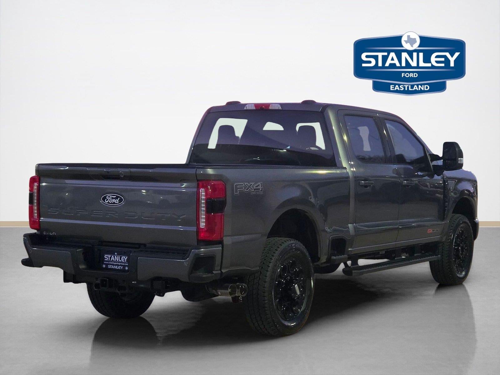 2027 Ford Super Duty F-350 SRW LARIAT