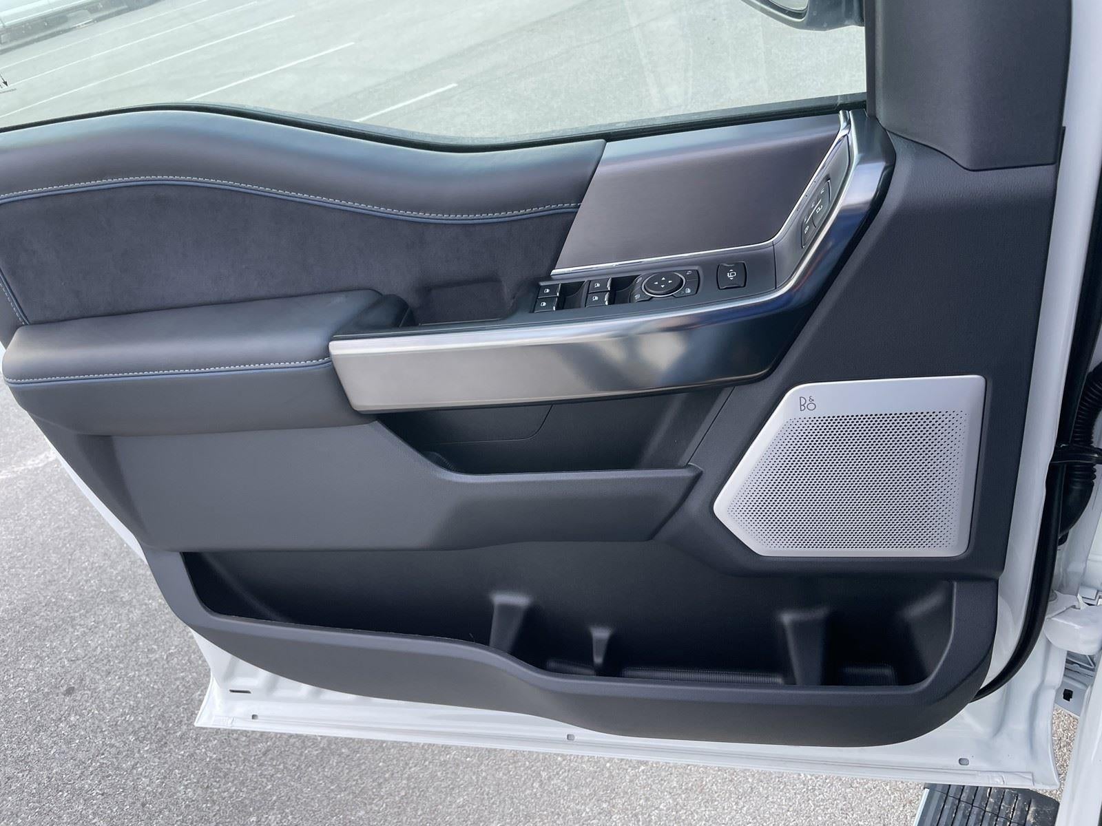 2026 Ford Super Duty F-350 SRW Platinum
