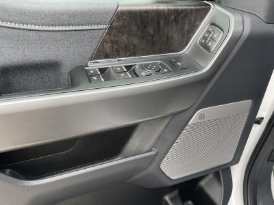 2026 Ford Super Duty F-350 SRW LARIAT