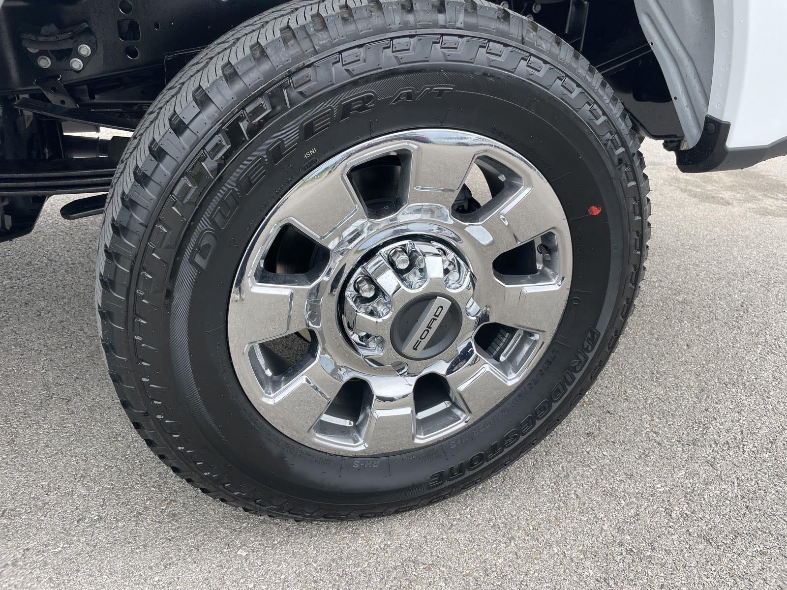 2026 Ford Super Duty F-350 SRW LARIAT