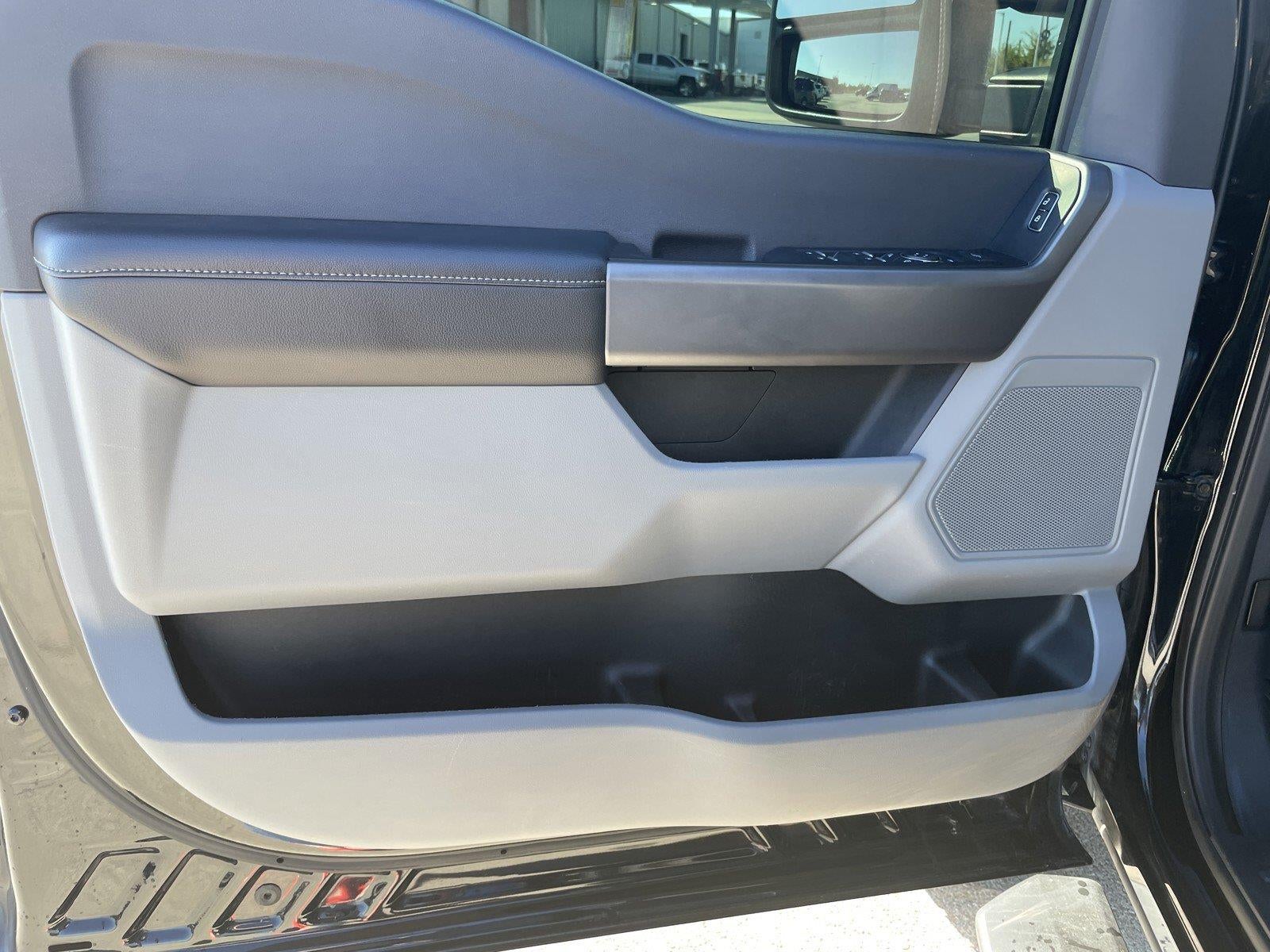 2024 Ford Super Duty F-350 SRW XLT