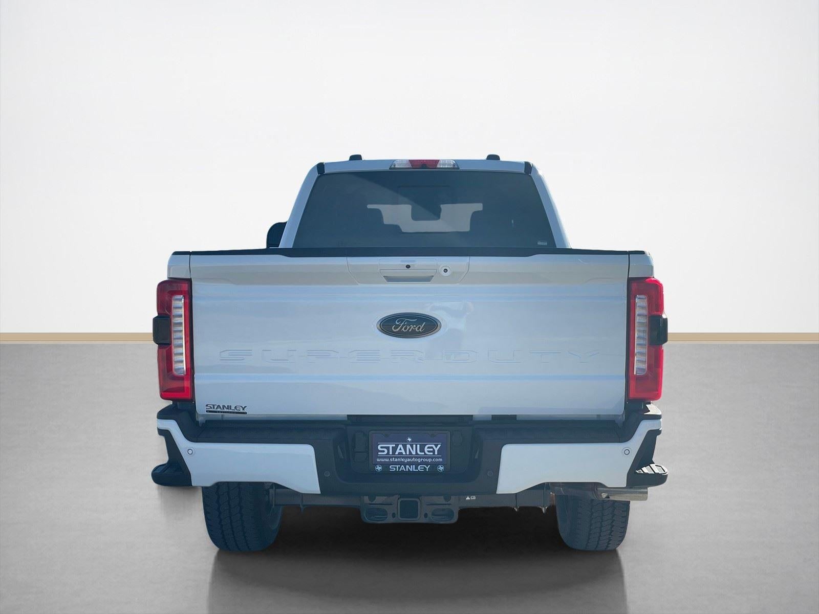 2026 Ford Super Duty F-350 SRW LARIAT