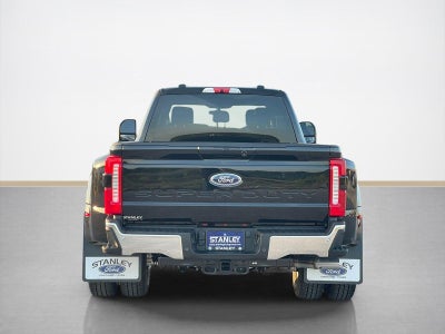 2026 Ford Super Duty F-350 DRW LARIAT