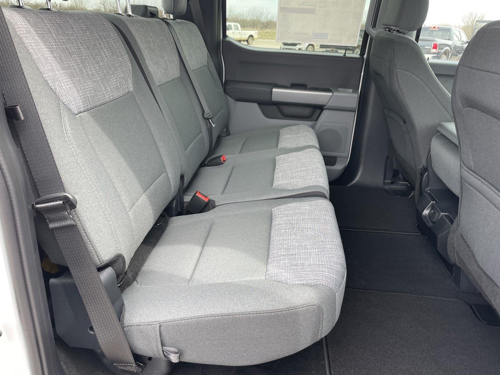 2026 Ford Super Duty F-350 DRW XLT