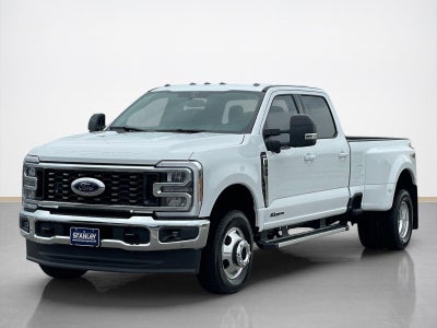 2026 Ford Super Duty F-350 DRW LARIAT